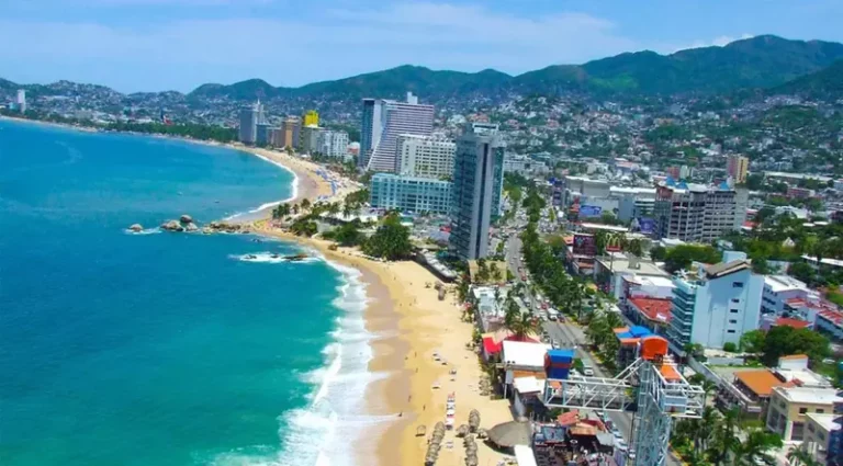 Where to stay in Acapulco